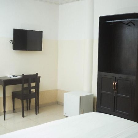 Hotel Seaside لومي المظهر الخارجي الصورة