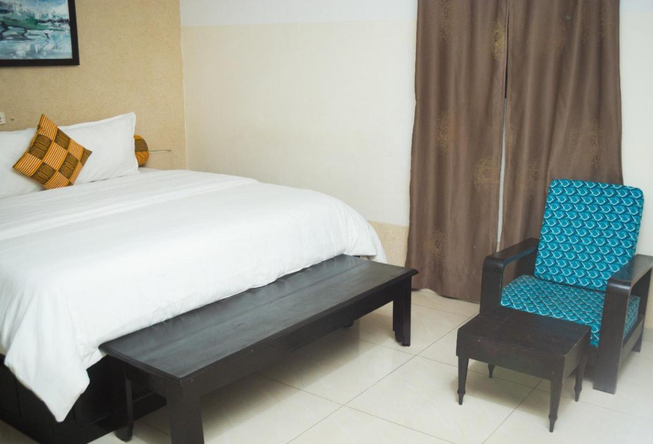 Hotel Seaside لومي المظهر الخارجي الصورة