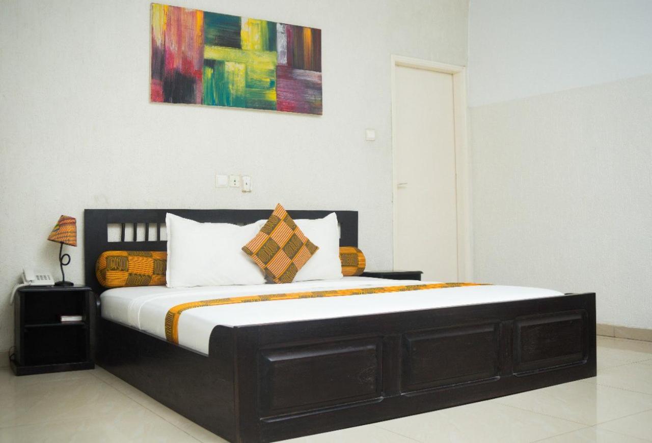 Hotel Seaside لومي المظهر الخارجي الصورة